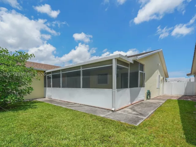 3-bedroom home for sale in Miami - 10920 SW 143rd Ct - MondialRealty