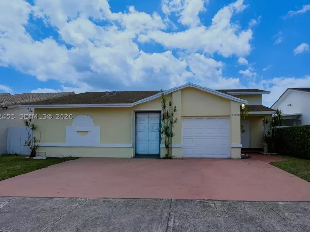 3-bedroom home for sale in Miami - 10920 SW 143rd Ct - MondialRealty