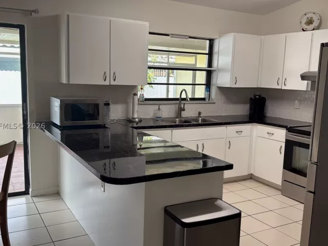 3-bedroom home for sale in Miami - 10920 SW 143rd Ct - MondialRealty