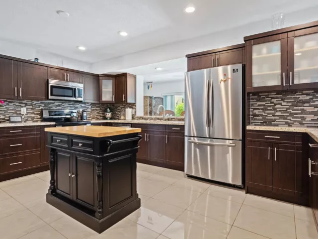4-bedroom home for sale in Hollywood - 4921 Jackson Street - MondialRealty