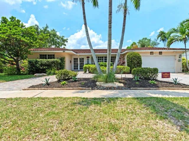 4-bedroom home for sale in Hollywood - 4921 Jackson Street - MondialRealty