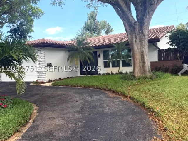 3-bedroom home for sale in Hollywood - 5300 Adams St - MondialRealty