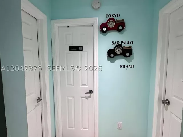 7-bedroom home for sale in Miami - 2737 NW 13th Ave - MondialRealty