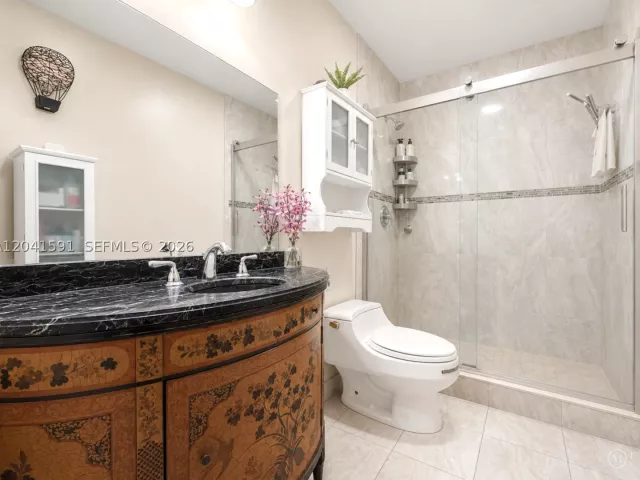 3-bedroom home for sale in Miami - 13341 SW 114th Pl - MondialRealty