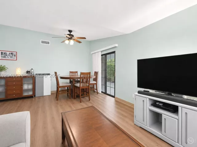 3-bedroom home for sale in Miami - 13341 SW 114th Pl - MondialRealty