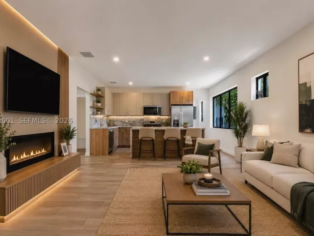 3-bedroom home for sale in Miami - 1020 NW 49th St - MondialRealty