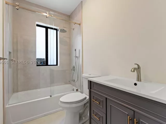 3-bedroom home for sale in Miami - 1020 NW 49th St - MondialRealty