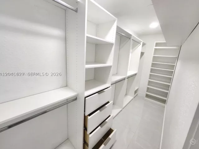 4-bedroom home for sale in Miami - 2401 SW 143rd Ct - MondialRealty