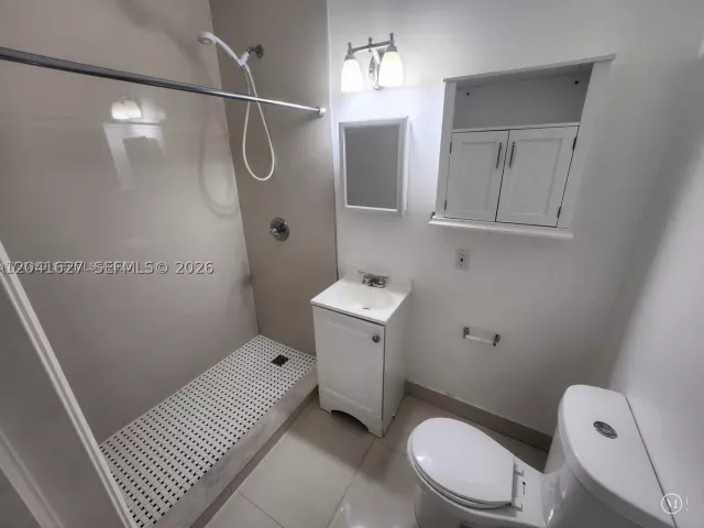 4-bedroom home for sale in Miami - 2401 SW 143rd Ct - MondialRealty