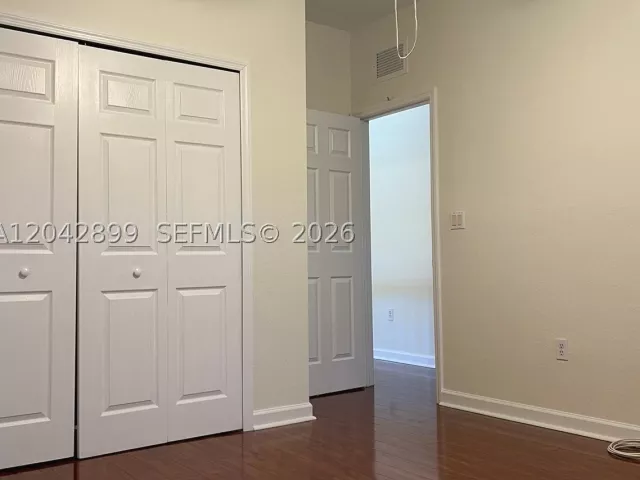 4-bedroom home for rent in Doral - 10861 NW 85th Ter - MondialRealty