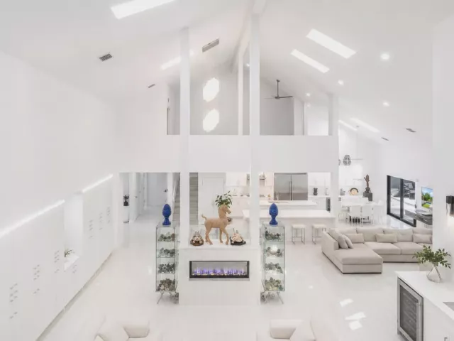 4-bedroom home for sale in Boca Raton - 501 Sandpiper Way - MondialRealty