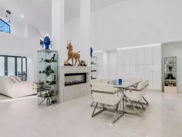 4-bedroom home for sale in Boca Raton - 501 Sandpiper Way - MondialRealty