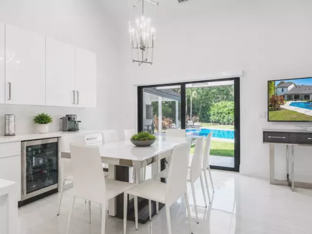 4-bedroom home for sale in Boca Raton - 501 Sandpiper Way - MondialRealty