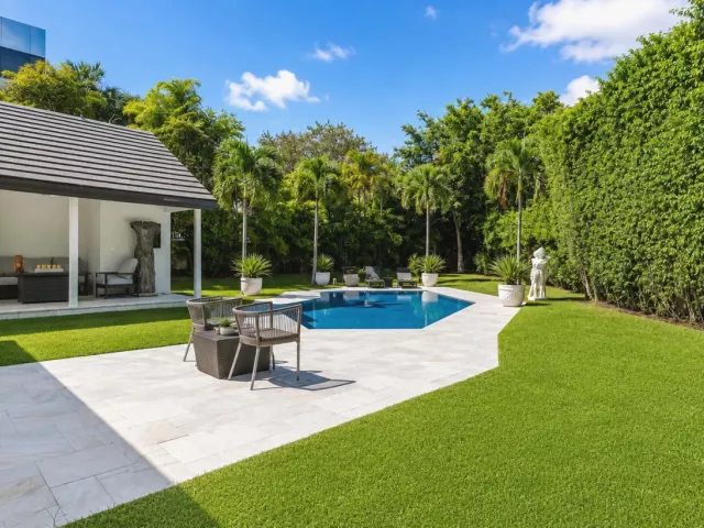 4-bedroom home for sale in Boca Raton - 501 Sandpiper Way - MondialRealty