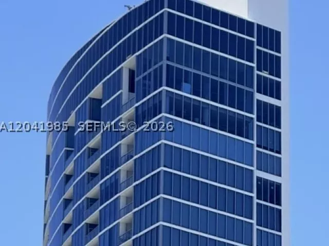 2-bedroom condo for rent in Miami - 601 NE 36th St 803 - MondialRealty