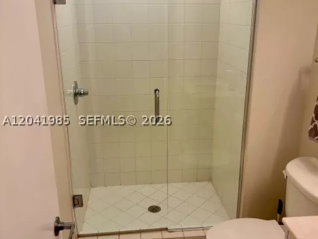 2-bedroom condo for rent in Miami - 601 NE 36th St 803 - MondialRealty
