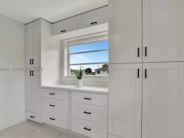 4-bedroom home for rent in Pompano Beach - 1220 NE 8 St - MondialRealty