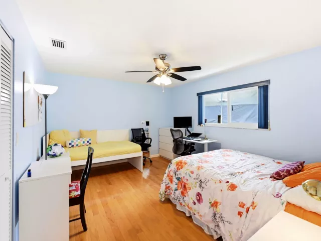 3-bedroom home for sale in Deerfield Beach - 1401 SW 28th Terrace - MondialRealty