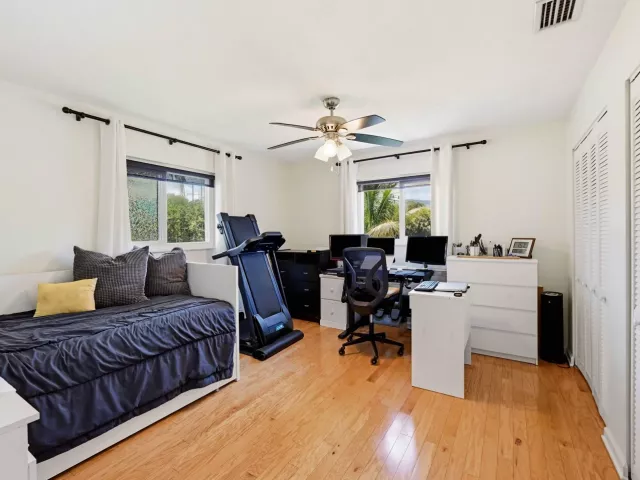 3-bedroom home for sale in Deerfield Beach - 1401 SW 28th Terrace - MondialRealty