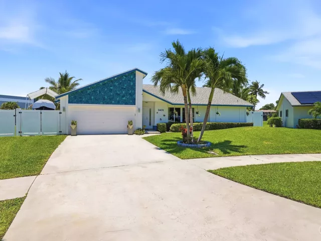 3-bedroom home for sale in Deerfield Beach - 1401 SW 28th Terrace - MondialRealty