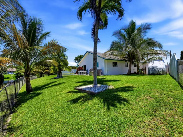 3-bedroom home for sale in Deerfield Beach - 1401 SW 28th Terrace - MondialRealty