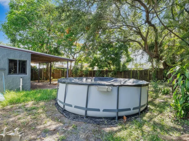 2-bedroom home for sale in Fort Lauderdale - 1326 SW 23rd Avenue - MondialRealty
