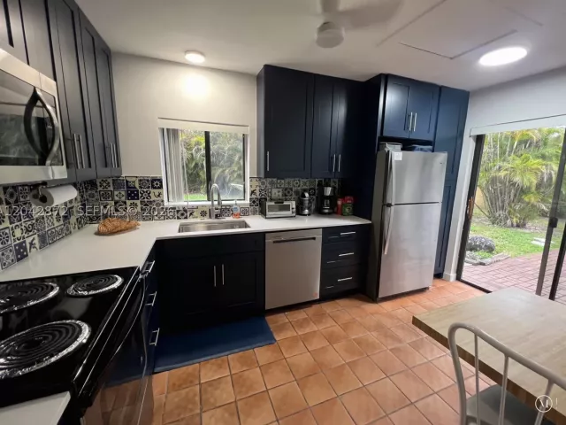 2-bedroom home for sale in Miami - 1020 NE 202nd Ter - MondialRealty