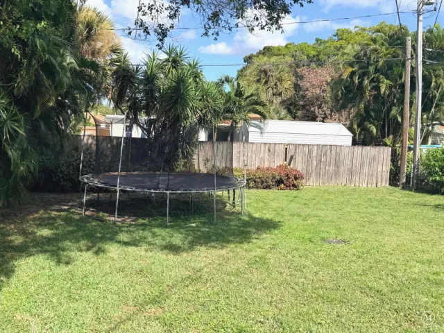 3-bedroom home for sale in West Palm Beach - 937 Upland Road - MondialRealty