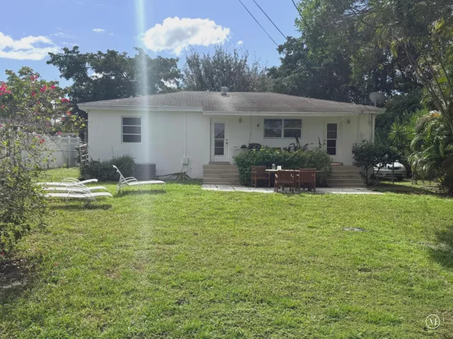 3-bedroom home for sale in West Palm Beach - 937 Upland Road - MondialRealty