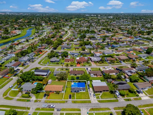 3-bedroom home for sale in Miami - 14125 SW 109th Pl - MondialRealty