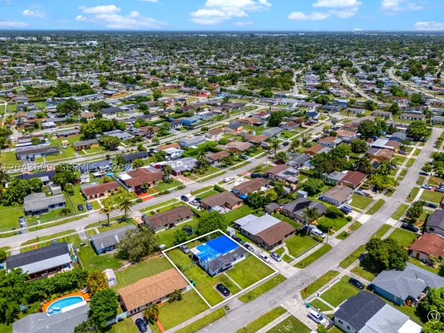3-bedroom home for sale in Miami - 14125 SW 109th Pl - MondialRealty