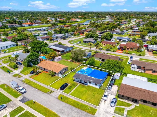 3-bedroom home for sale in Miami - 14125 SW 109th Pl - MondialRealty