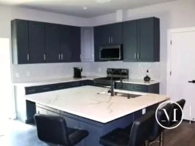 4-bedroom home for sale in Wilton Manors - 2801 NE 2nd Avenue - MondialRealty