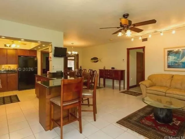 4-bedroom home for sale in Miami - 5931 SW 46th St - MondialRealty