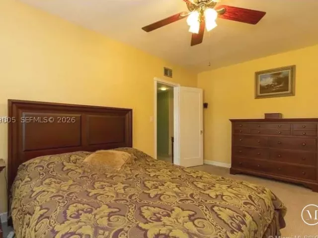 4-bedroom home for sale in Miami - 5931 SW 46th St - MondialRealty