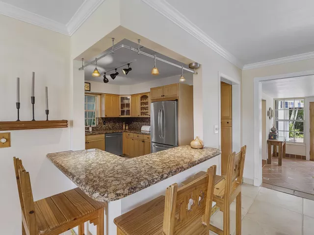 3-bedroom home for rent in Pompano Beach - 700 NE 26th Avenue - MondialRealty