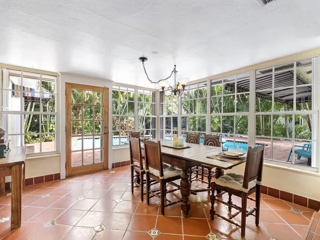 3-bedroom home for rent in Pompano Beach - 700 NE 26th Avenue - MondialRealty