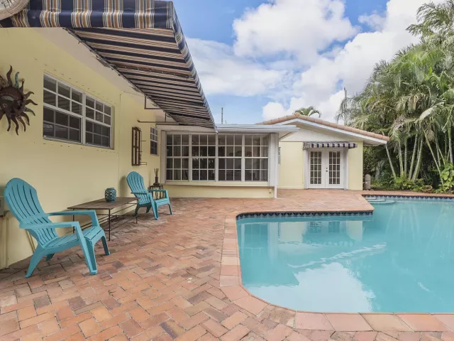 3-bedroom home for rent in Pompano Beach - 700 NE 26th Avenue - MondialRealty