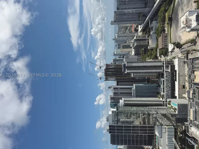 1-bedroom condo for sale in Miami - 20 NE 11th st 5305 - MondialRealty