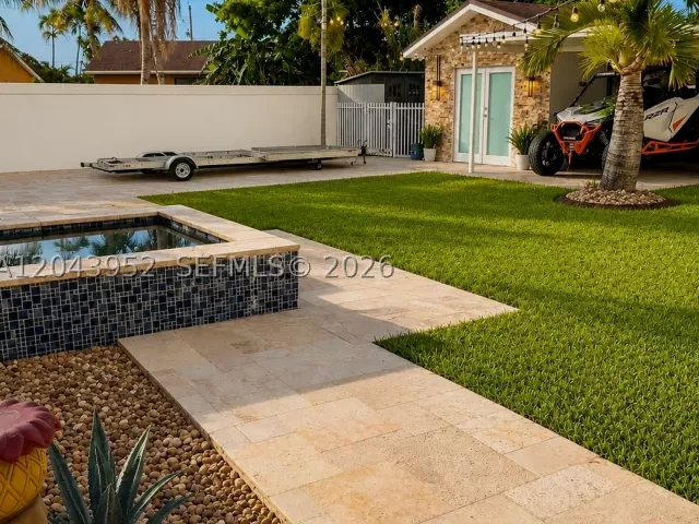 3-bedroom home for sale in Homestead - 26764 SW 122nd Pl - MondialRealty