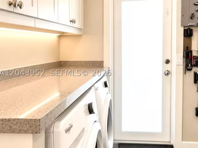 3-bedroom home for sale in Homestead - 26764 SW 122nd Pl - MondialRealty
