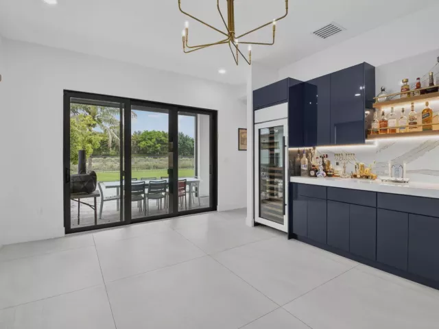 5-bedroom home for sale in Boca Raton - 8845 Skyward Street - MondialRealty
