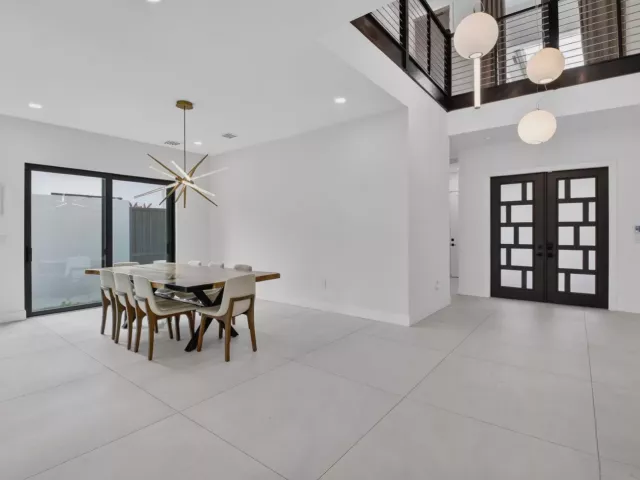 5-bedroom home for sale in Boca Raton - 8845 Skyward Street - MondialRealty