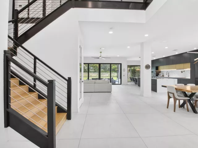 5-bedroom home for sale in Boca Raton - 8845 Skyward Street - MondialRealty