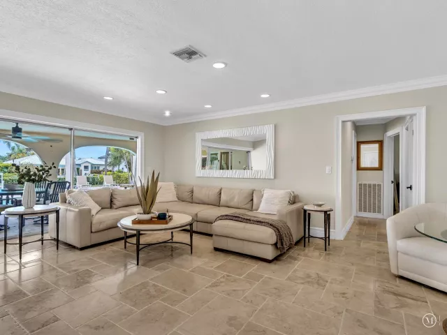 3-bedroom home for sale in Deerfield Beach - 1525 SE 12th Street - MondialRealty