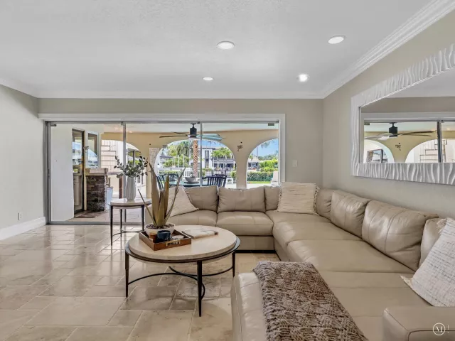 3-bedroom home for sale in Deerfield Beach - 1525 SE 12th Street - MondialRealty