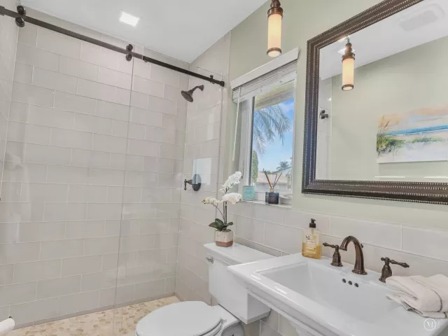 3-bedroom home for sale in Deerfield Beach - 1525 SE 12th Street - MondialRealty
