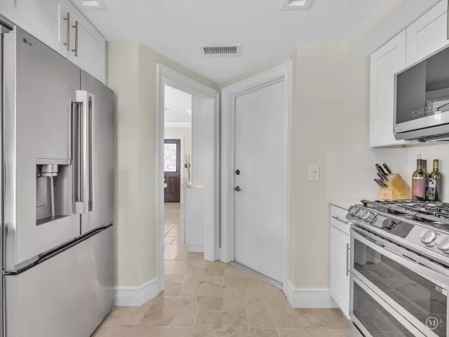 3-bedroom home for sale in Deerfield Beach - 1525 SE 12th Street - MondialRealty