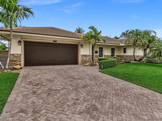 3-bedroom home for sale in Deerfield Beach - 1525 SE 12th Street - MondialRealty