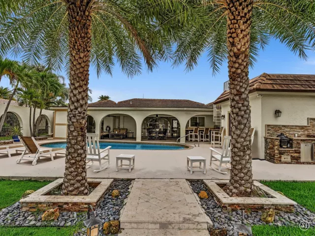 3-bedroom home for sale in Deerfield Beach - 1525 SE 12th Street - MondialRealty
